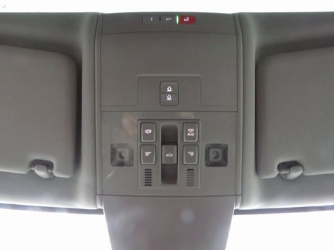 Used 2021 Volkswagen Atlas SEL image 28