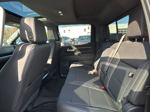 New 2026 GMC Sierra 1500 SLT w/ SLT Convenience Package image 29