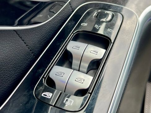 Certified 2023 Mercedes-Benz S 580 4MATIC Sedan image 29