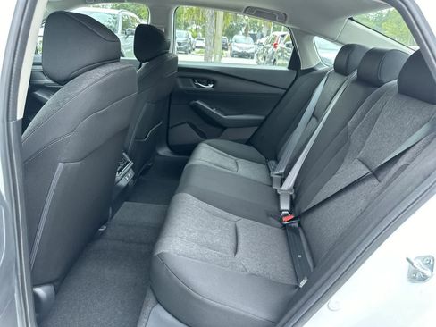 Used 2025 Honda Accord SE image 15