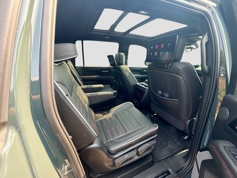 Used 2025 GMC Yukon XL AT4 Ultimate w/ LPO, Floor Liner Package AWD/4WD image 26