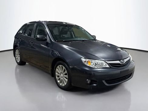 Used 2011 Subaru Impreza 2.5i Premium w/ PWR Moonroof Value Pkg AWD/4WD image 3