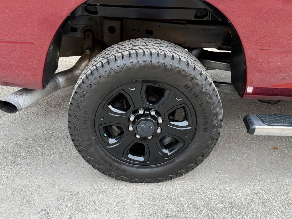 Used 2018 RAM 2500 SLT w/ Luxury Group AWD/4WD image 5
