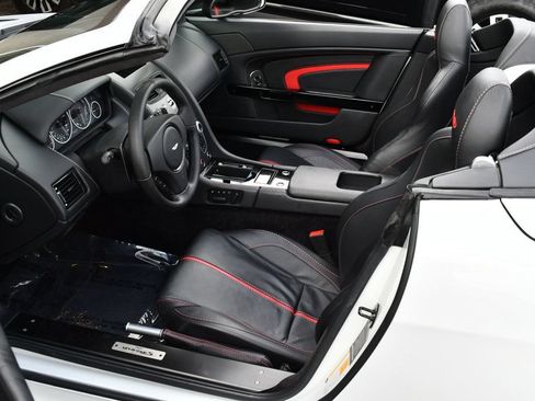 Used 2017 Aston Martin V12 Vantage S RWD image 52