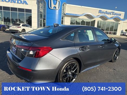 Used 2023 Honda Civic Sport image 5