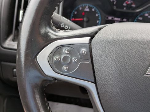 Used 2022 Chevrolet Colorado LT w/ Fleet Safety Package RWD image 17