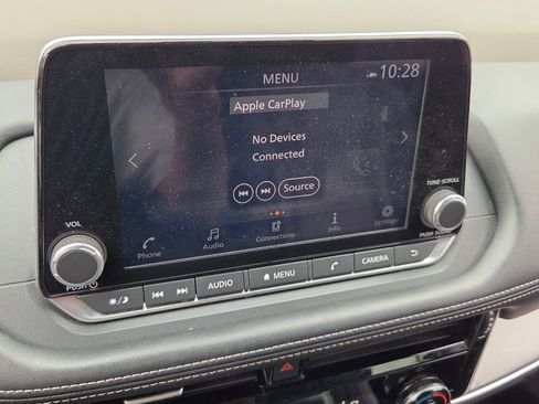 Used 2022 Nissan Rogue SV image 20