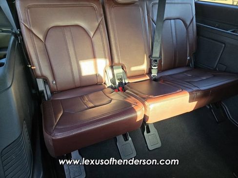 Used 2024 Ford Expedition Limited RWD image 15