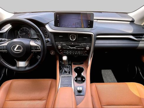 Used 2022 Lexus RX 350L FWD w/ Premium Package image 16