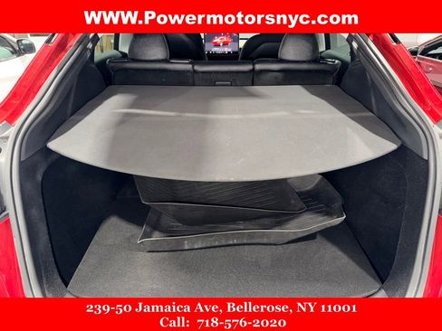 Used 2022 Tesla Model Y Long Range image 14