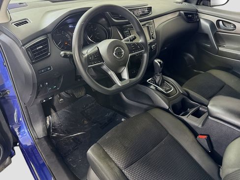 Used 2021 Nissan Rogue Sport S image 22