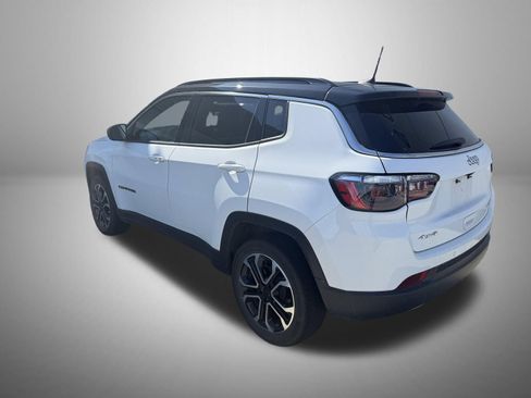 Used 2023 Jeep Compass Limited AWD/4WD image 4