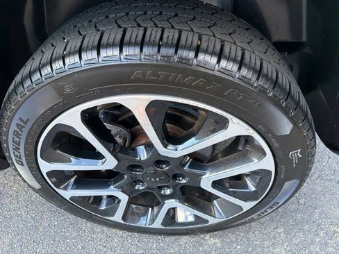 Used 2019 Jeep Compass Limited AWD/4WD image 12