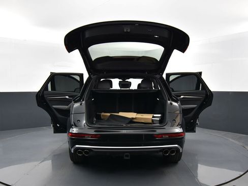 Used 2022 Audi SQ5 Premium Plus image 35