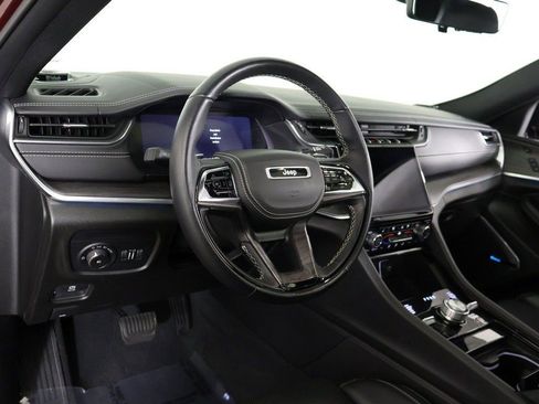 Used 2023 Jeep Grand Cherokee Overland w/ Adv Protech Group III image 32