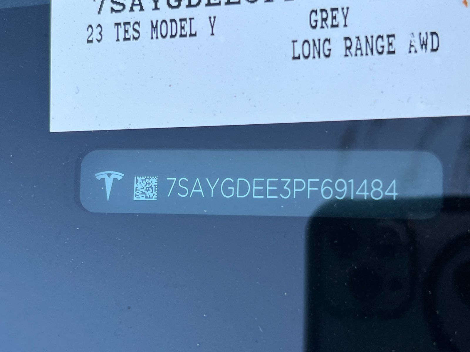 Used 2023 Tesla Model Y Long Range AWD/4WD image 2