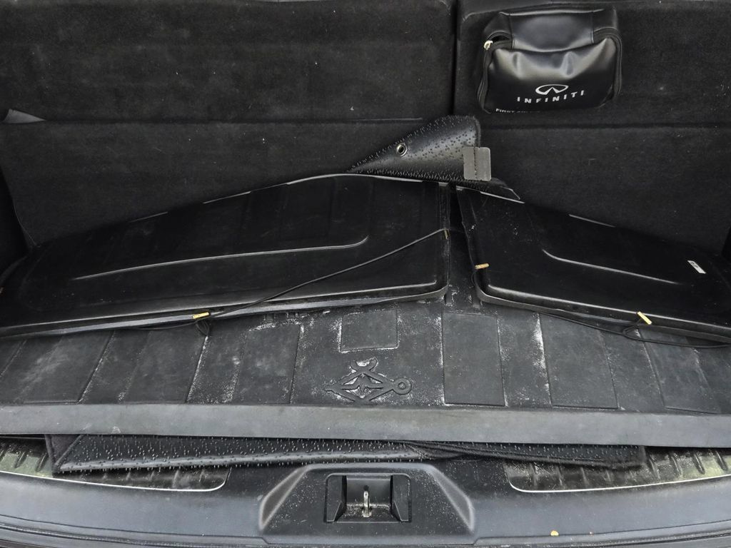 Used 2018 INFINITI QX80 2WD w/ Driver Assistance Package image 10