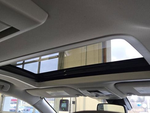 Used 2019 Toyota Sienna XLE Premium image 12