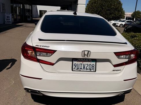 Used 2021 Honda Accord Sport image 6