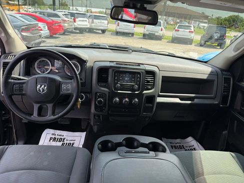 Used 2016 RAM 1500 Express w/ Black Ram 1500 Express Group AWD/4WD image 17