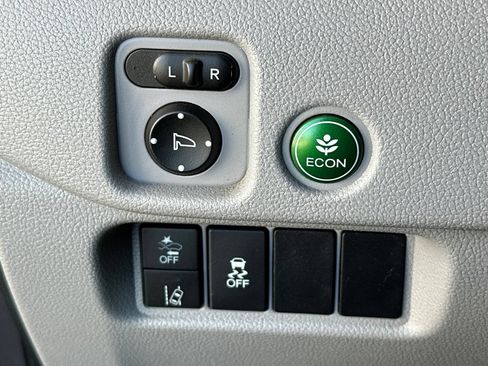 Used 2019 Honda Pilot EX image 32
