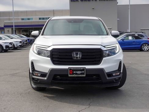 Used 2023 Honda Ridgeline RTL-E image 2