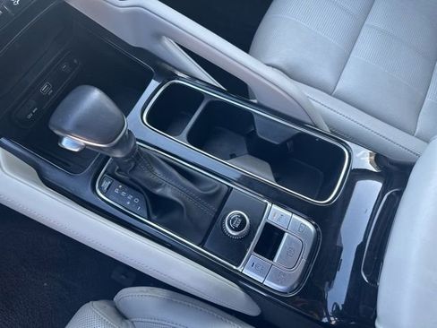 Used 2023 Kia Telluride SX image 19