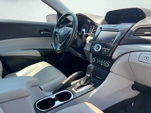 Used 2016 Acura ILX FWD image 31
