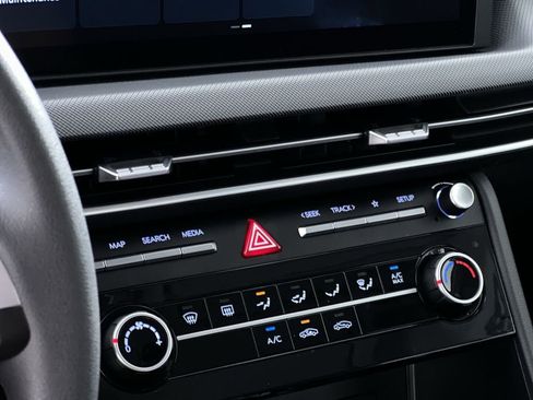 Used 2025 Hyundai Sonata SE image 21