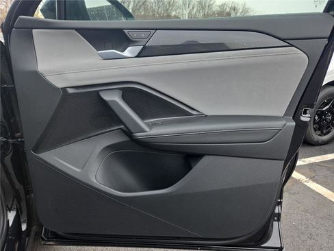 New 2026 Volkswagen Tiguan SE R-Line image 27