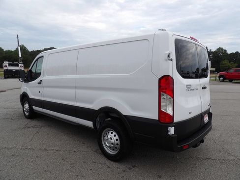 Used 2023 Ford Transit 350 Low Roof AWD image 4