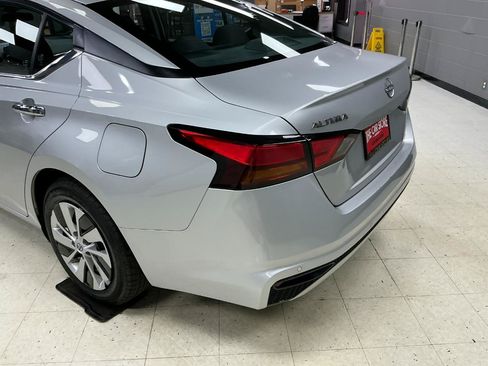 Used 2023 Nissan Altima 2.5 S FWD image 31