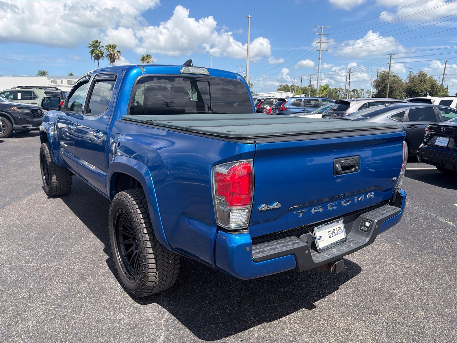 Used 2017 Toyota Tacoma Limited w/ Tow Package AWD/4WD image 43