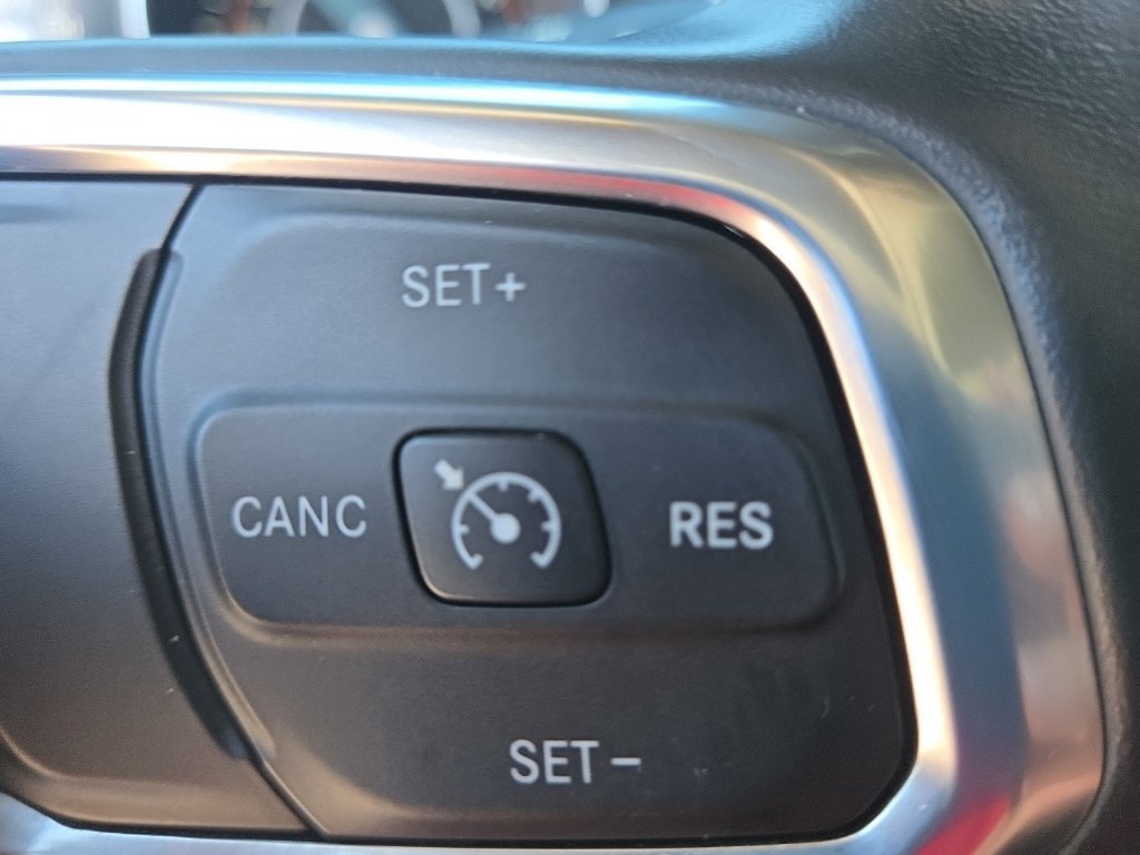 Used 2020 Jeep Gladiator Overland AWD/4WD image 37