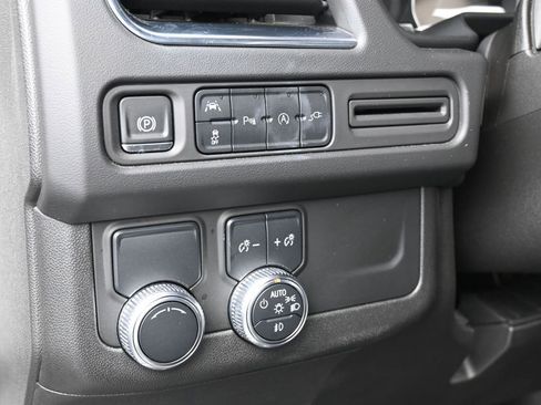 Used 2021 GMC Yukon SLE w/ Gmc Pro Safety Plus Package image 15