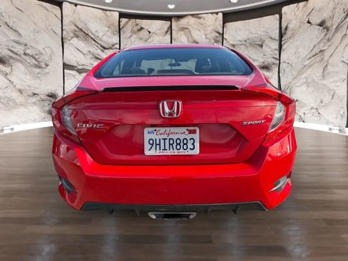 Used 2019 Honda Civic Sport image 7