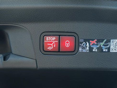 New 2026 Mercedes-Benz GLE 63 AMG S image 13