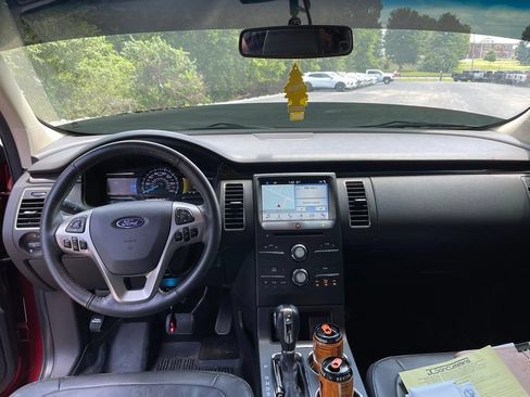 Used 2019 Ford Flex SEL w/ Equipment Group 202A FWD image 11