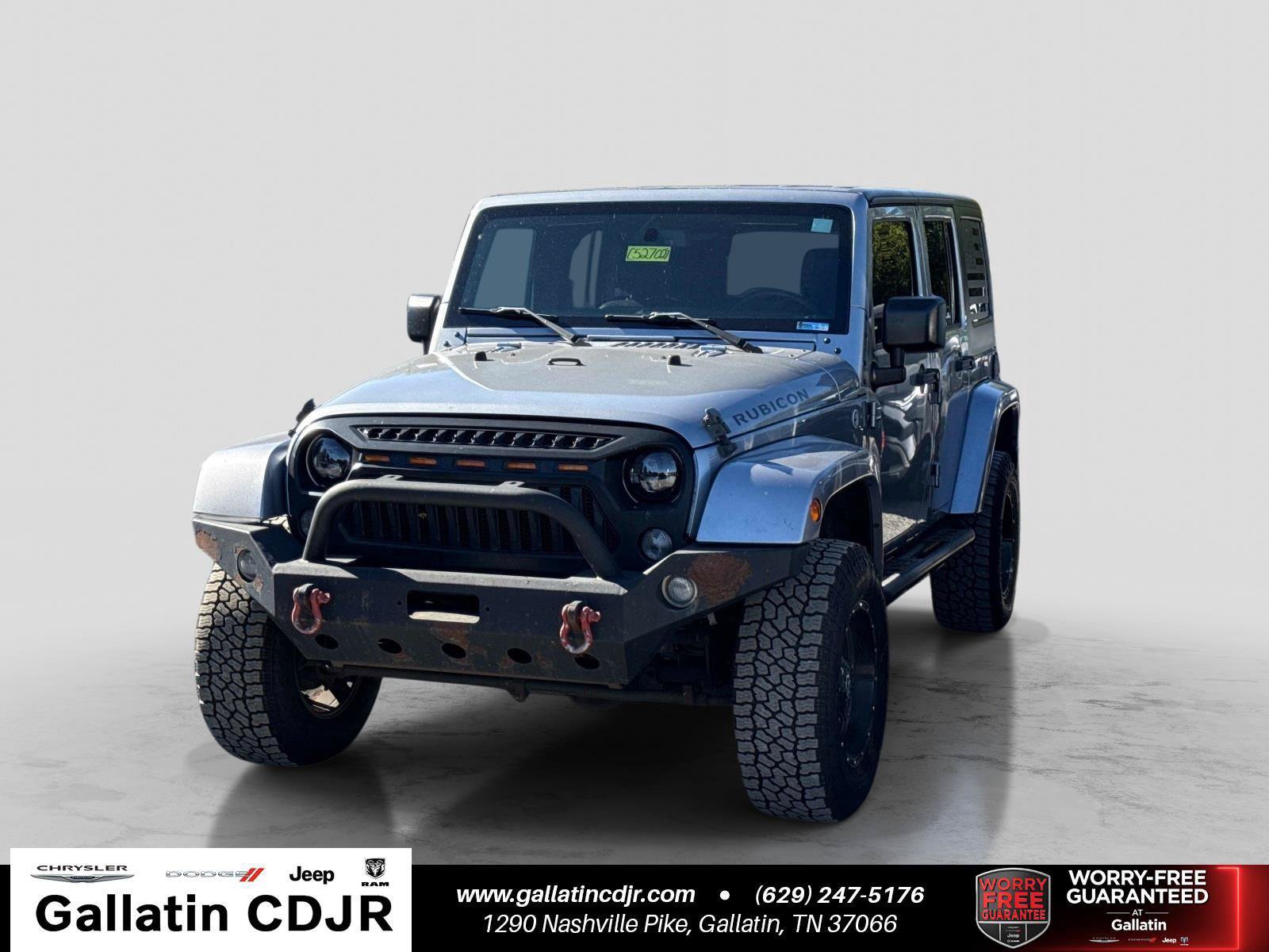 Used 2015 Jeep Wrangler Unlimited Rubicon w/ Connectivity Group AWD/4WD image 1