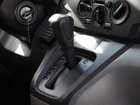 Used 2020 Nissan NV200 SV w/ Sliding Glass Door Package image 29