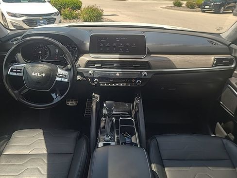 Certified 2022 Kia Telluride SX w/ SX Prestige Package AWD/4WD image 15