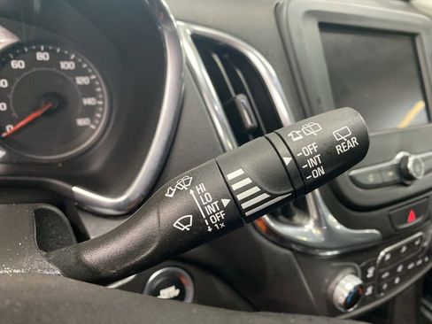 Used 2020 Chevrolet Equinox LT w/ Sport Edition AWD/4WD image 42