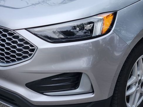 Used 2024 Ford Edge SEL AWD/4WD image 7