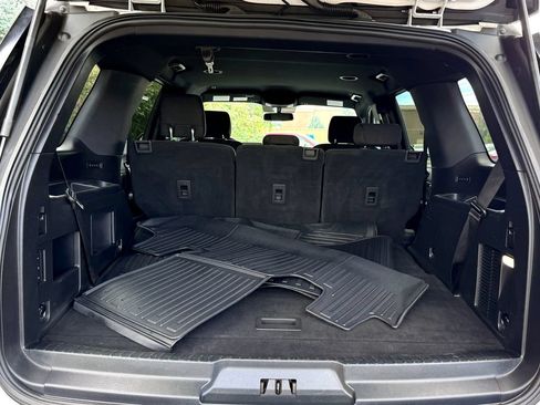 Used 2018 Ford Expedition XLT AWD/4WD image 12