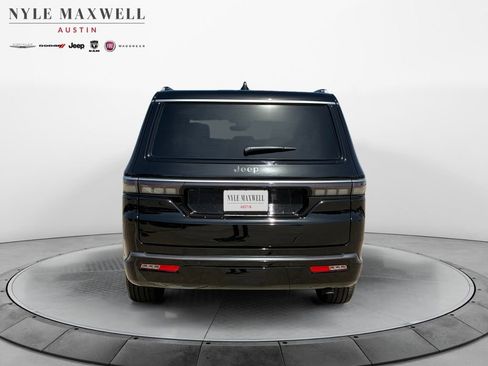 New 2026 Jeep Grand Wagoneer image 15
