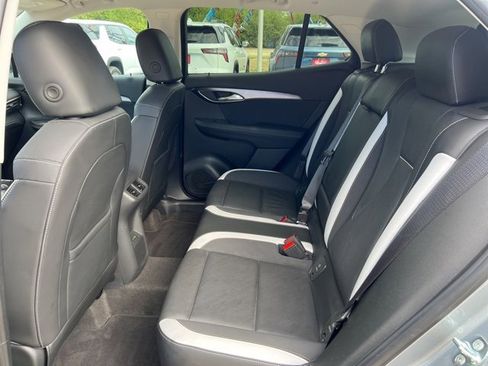 Certified 2025 Buick Envision Sport Touring image 26