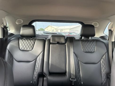 Used 2024 Ford Edge Titanium AWD/4WD image 34