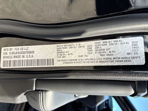 New 2025 Jeep Grand Cherokee L Altitude image 28