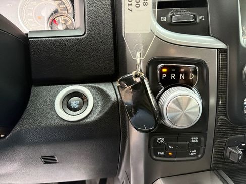 Used 2017 RAM 1500 Limited image 30