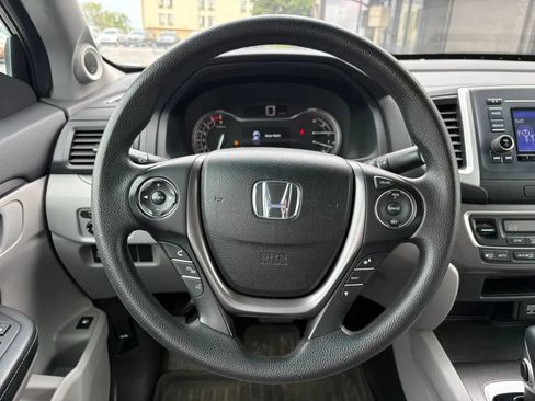 Used 2017 Honda Ridgeline RTS image 12